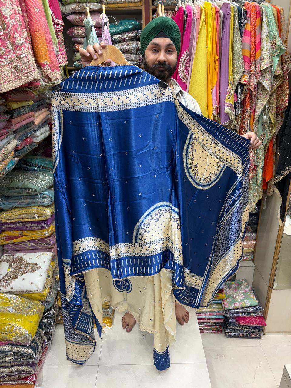 Gajji Ombrey Bhandej Buta - Design no 6
