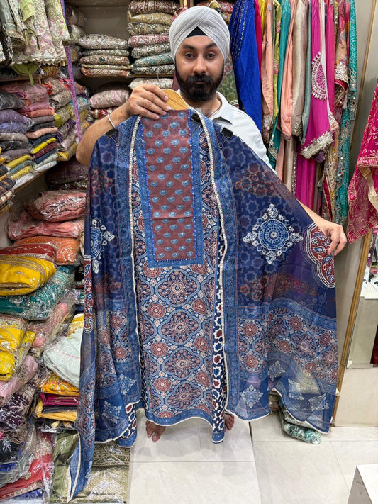 Maheshwari Ikkat & Ajrak Print Mirror Neck - 2