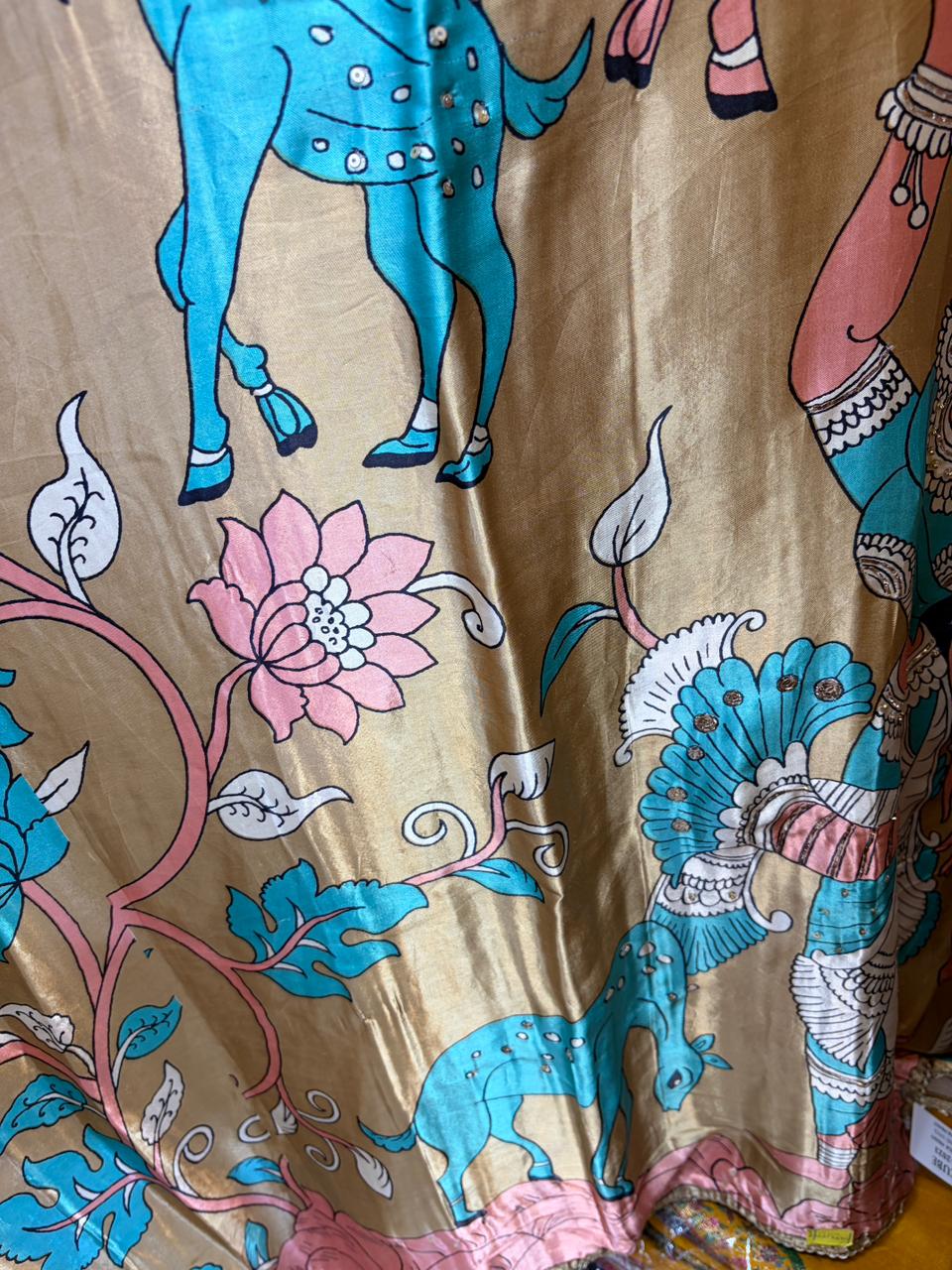 Gajji Silk Figures Print - Design no 3