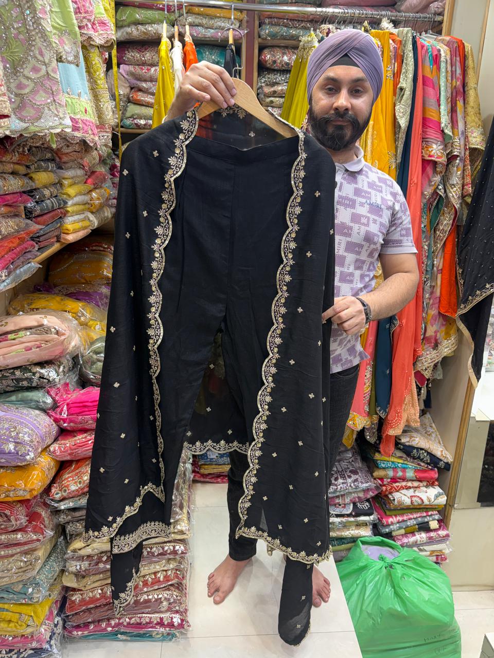Elegant Anarkali Pant Suit with Minimum work