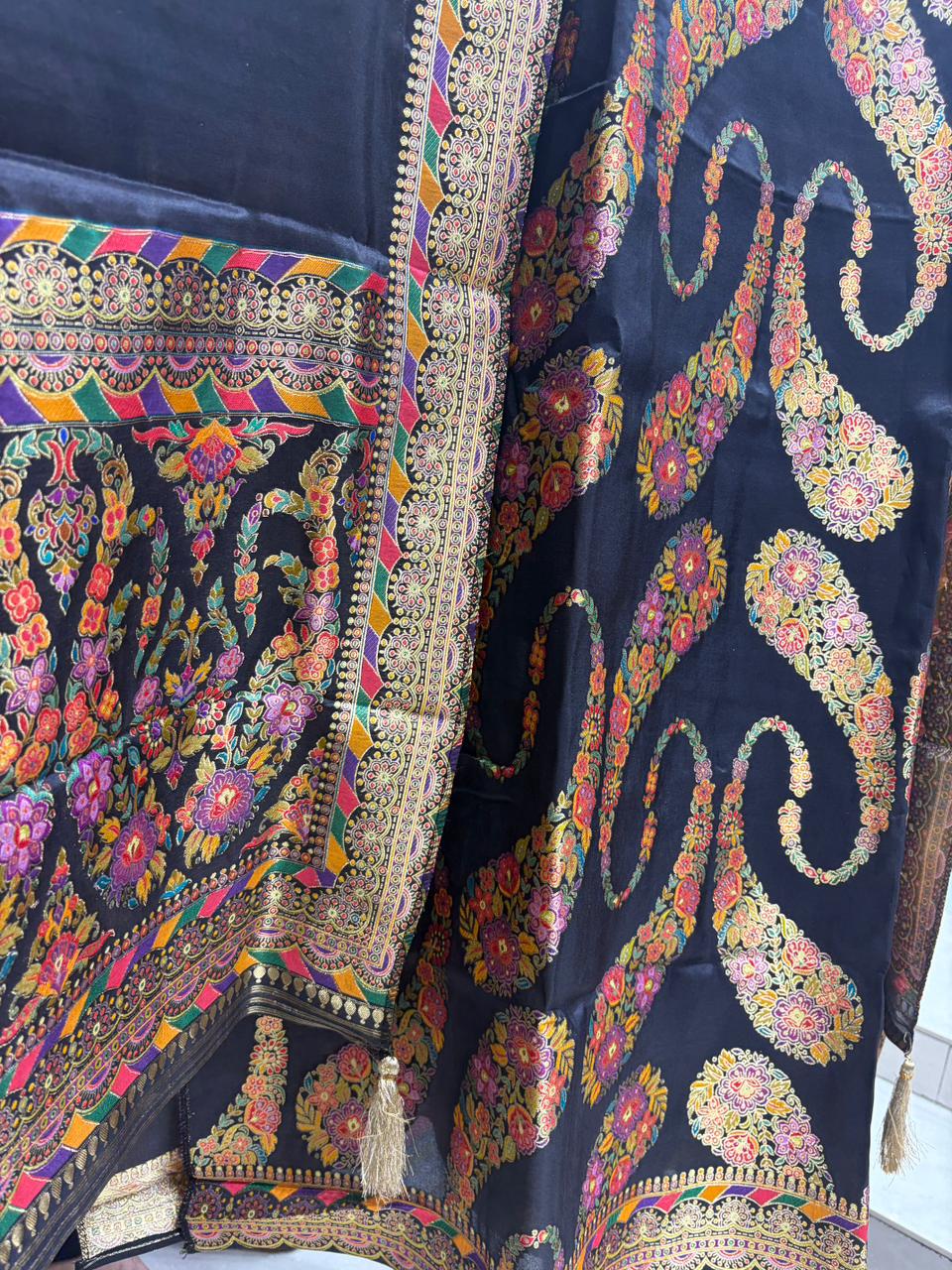 Silk Jacquard Suit With Banrasi Weave