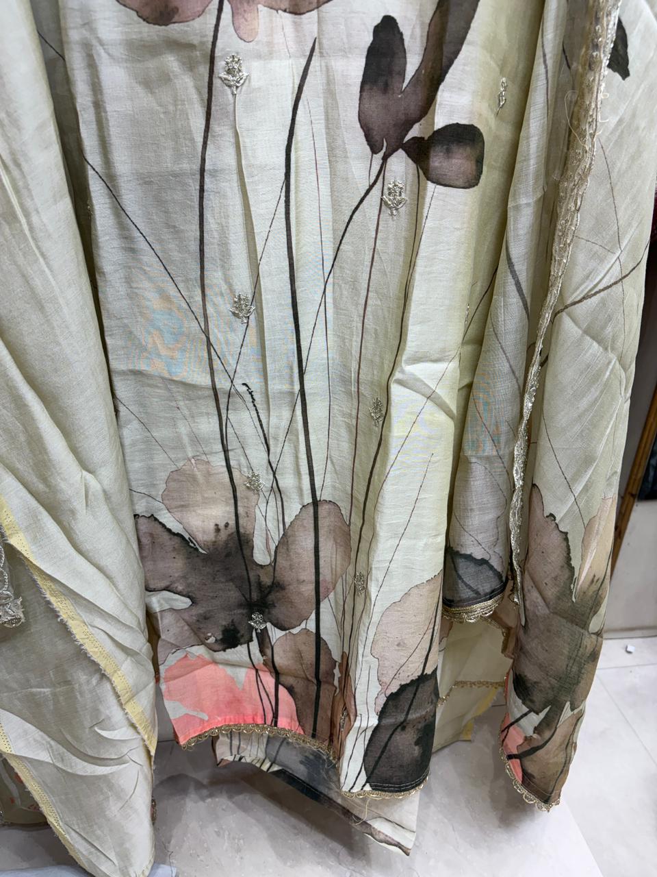 Muslin Floral Print V Neck Heavy Dupatta D no 3
