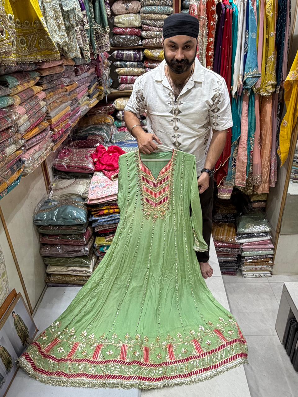 Chinnon Anarkali Contrast Dupatta - Mirror gotta work