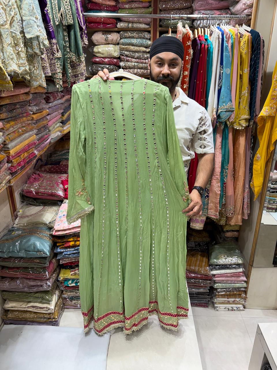 Chinnon Anarkali Contrast Dupatta - Mirror gotta work