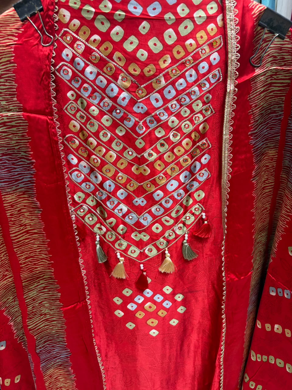 Gajji Bhandhni & Tiger Print Mirror Work - Edition no 21