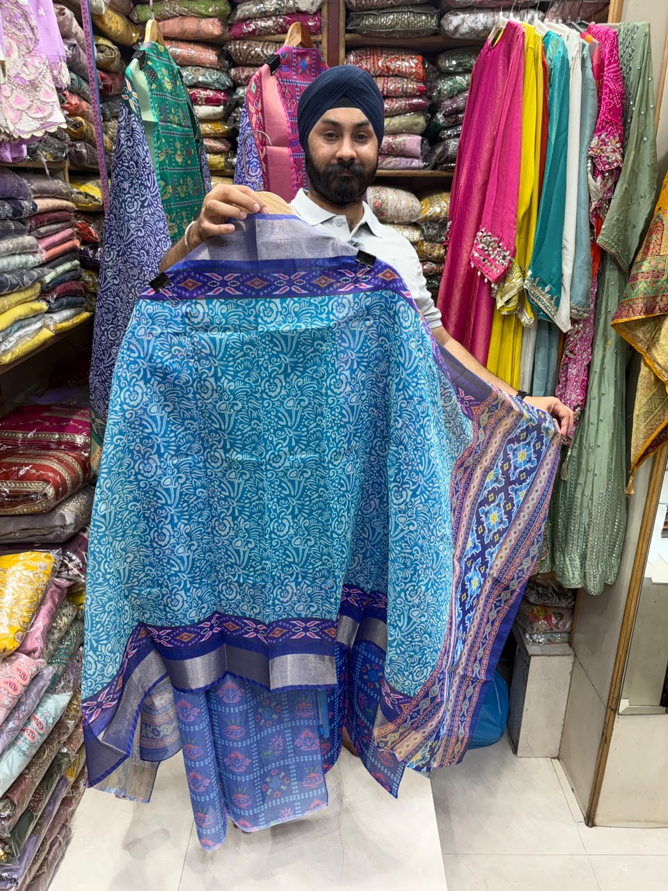 Premuim Silk Zari Pallu Border Patola Print 2