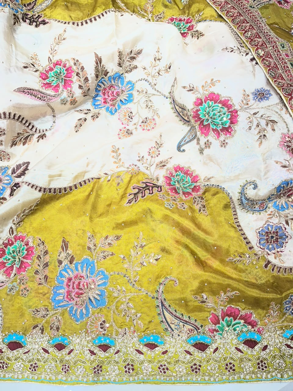 Luxury Wedding Suits Organza Heavy Border Dupatta