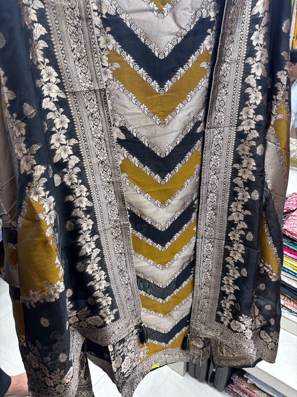 Kanjiwaram Silk Black Edition no 8
