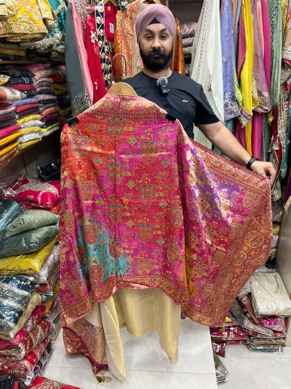 Elegant Position Bright Dupatta with Zari Neck - Contrast Edition