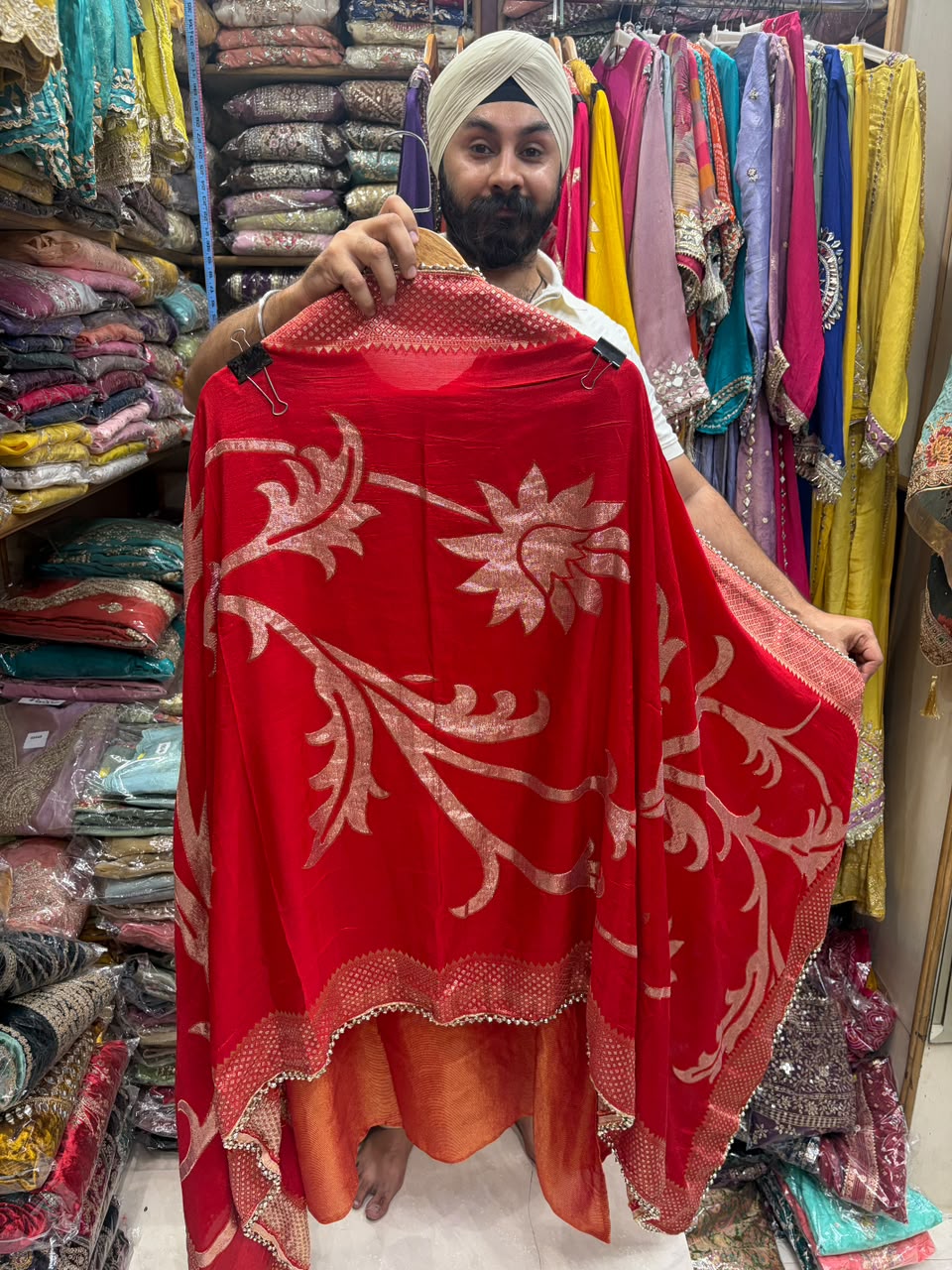Viral U Neck Shimmer Dola Silk Dupatta