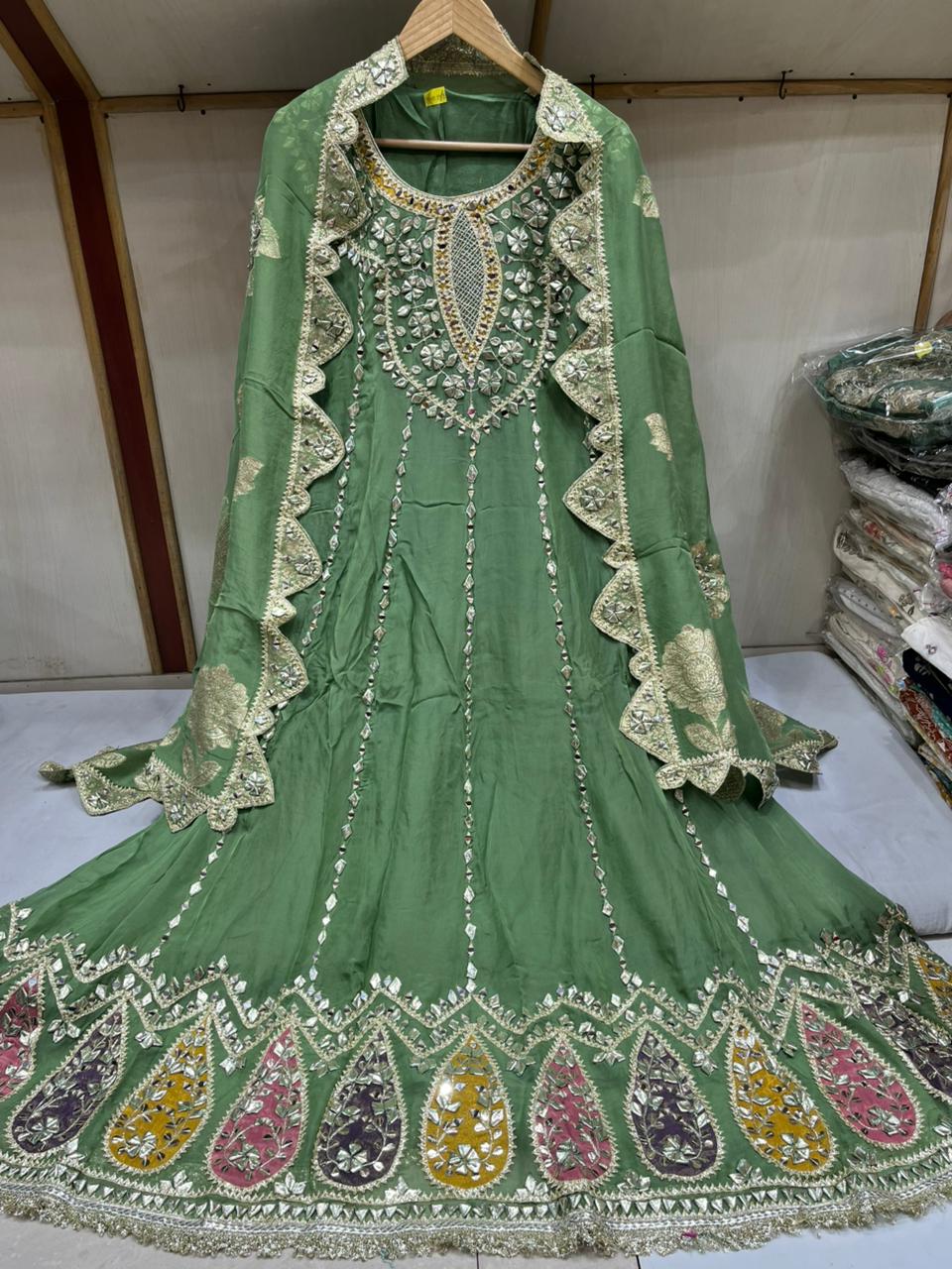 Mirror Aanarkali