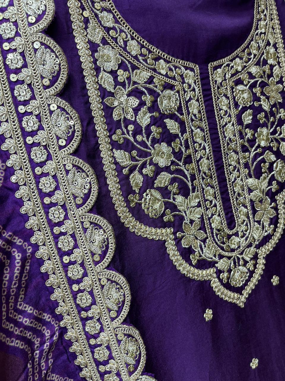 Pure Dola Silk with Bandhni Dupatta with Potli