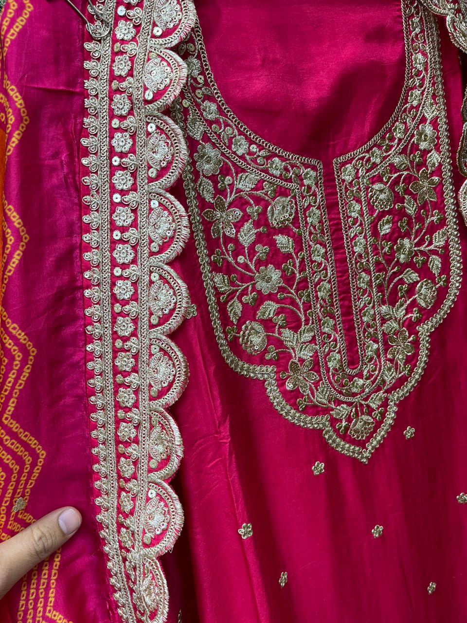 Pure Dola Silk with Bandhni Dupatta with Potli