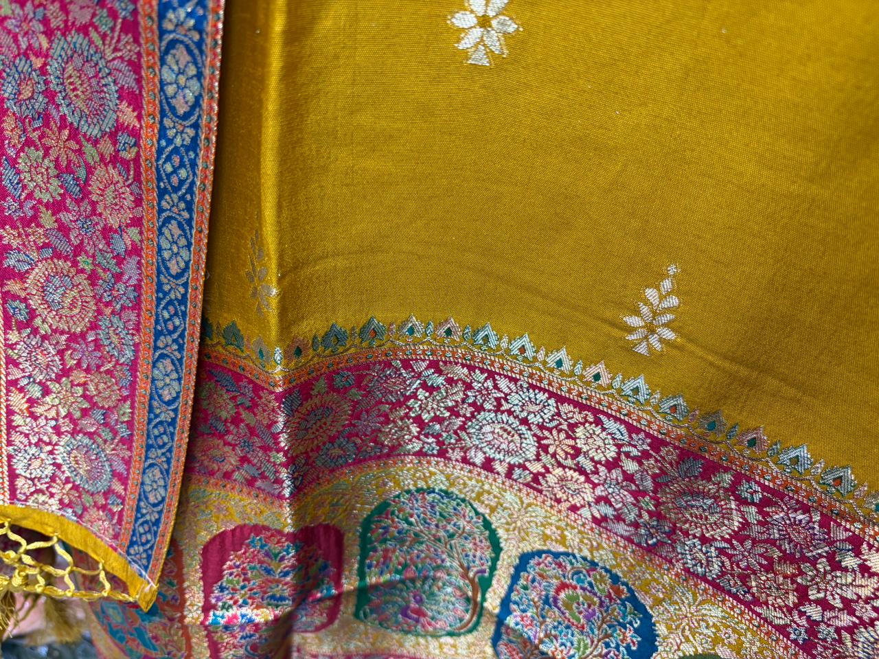 Pure Silk Position Print Bandhni Dupatta Bottom Work