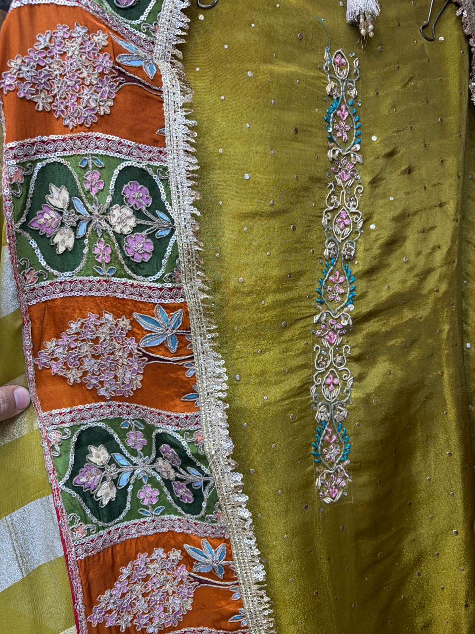 Mughal Arts suits