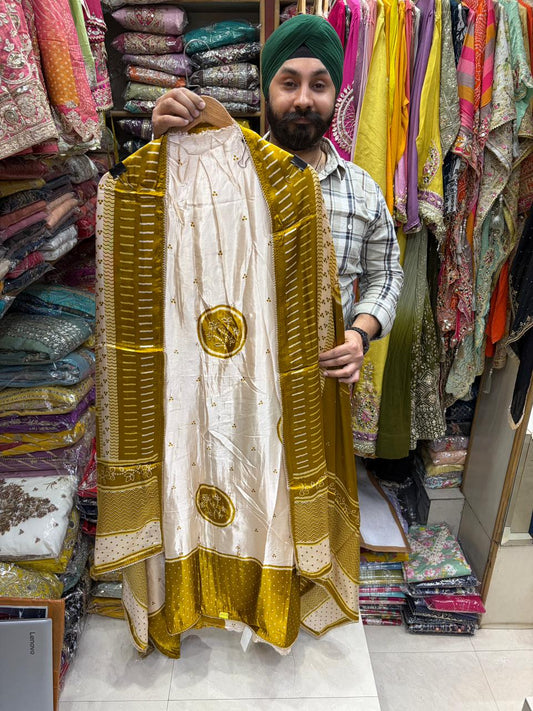 Gajji Ombrey Bhandej Buta - Design no 6