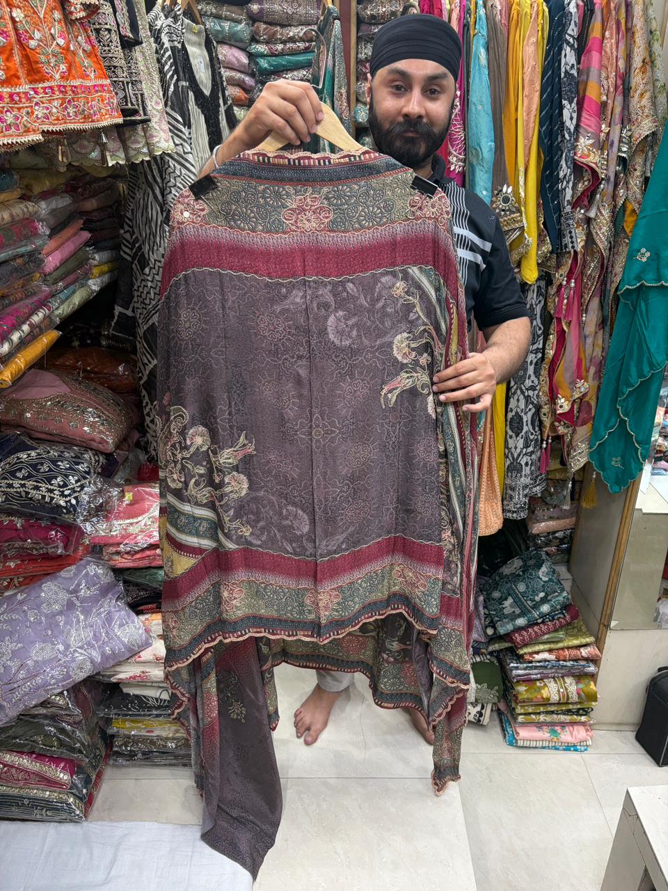 Pure Crepe Floral Zari Work Suit