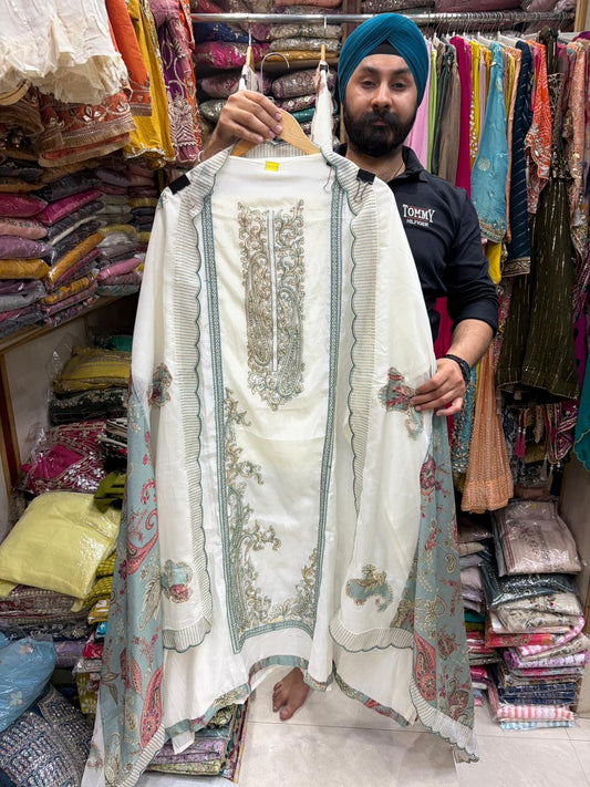 White Color Mul Designer Pakistani Suits