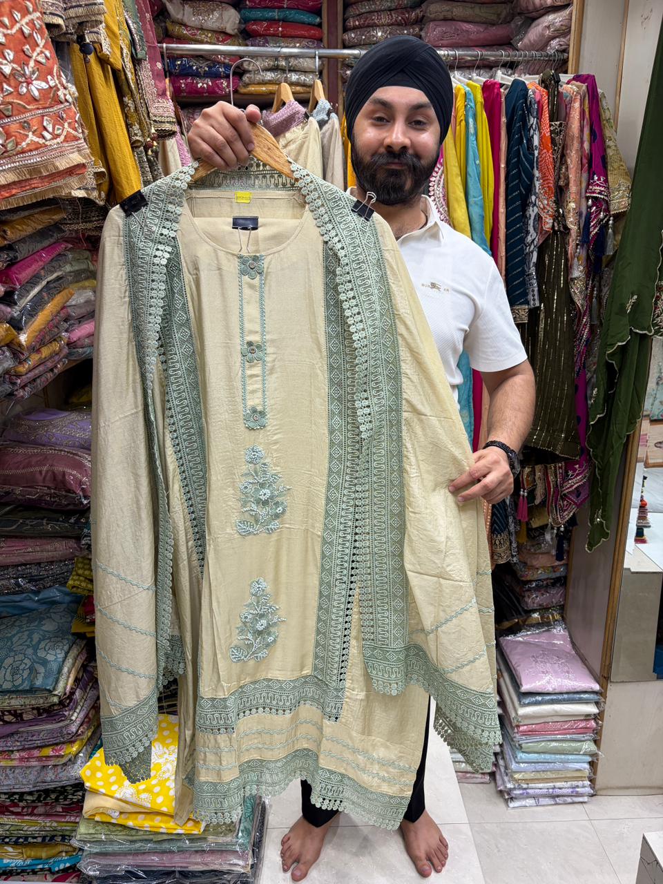 Muslin Pakistani Suit - Karachi Lace Work