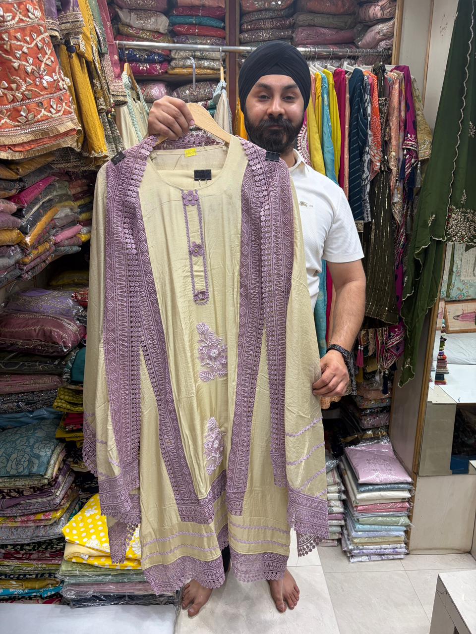 Muslin Pakistani Suit - Karachi Lace Work