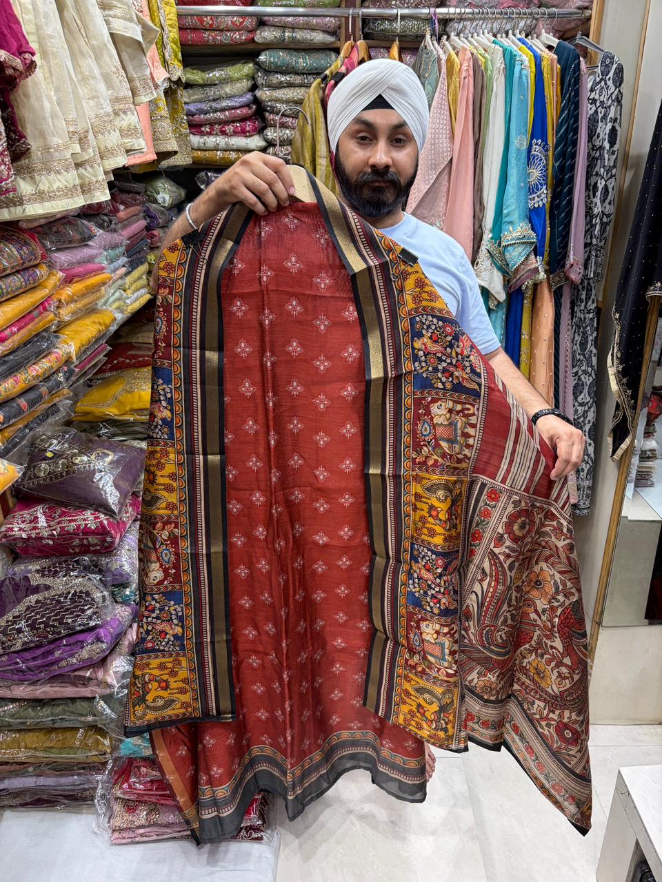 Maheshwari Handloom Suit - Ajrak Print Figure Border
