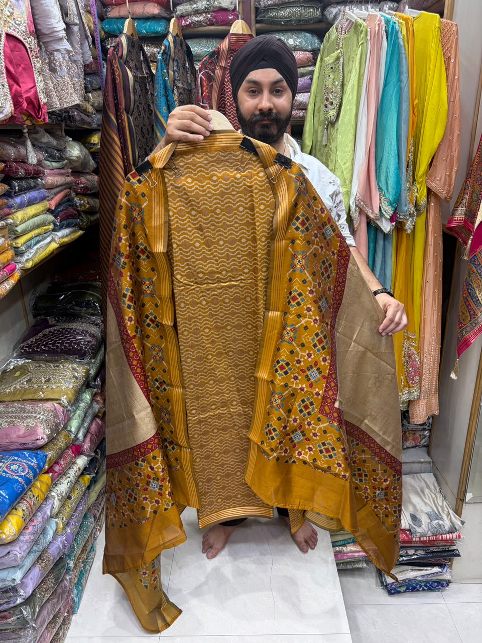 Maheshwari Laheriya Print Patola Duapatta