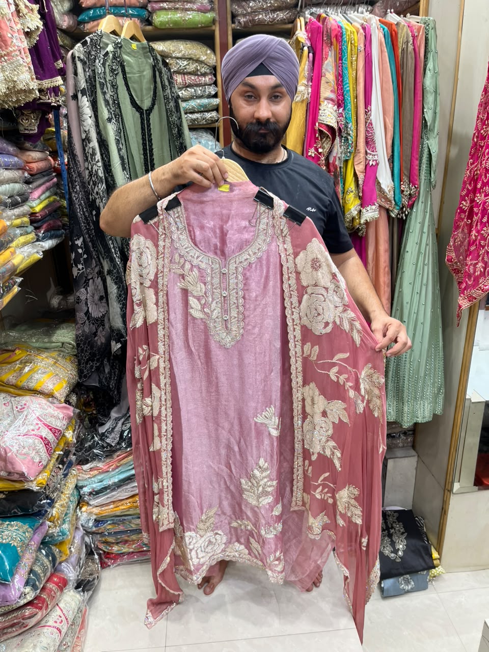Royal Giraffe Shimmer Heavy Dupatta