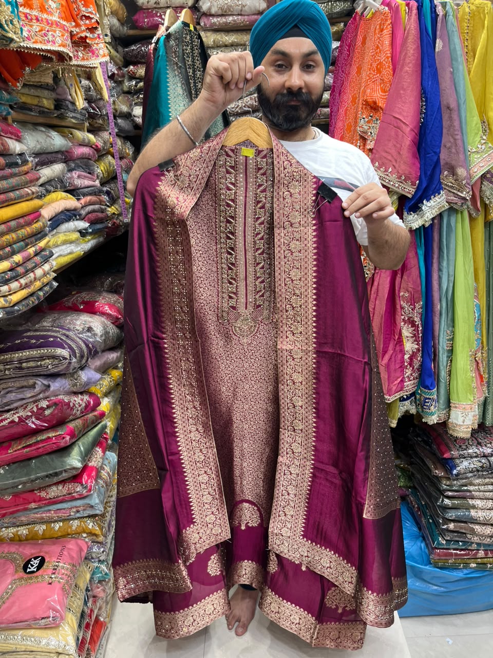 Premuim Kanjiwaram Heavy Elegant Dabka Neck - Edition no 4