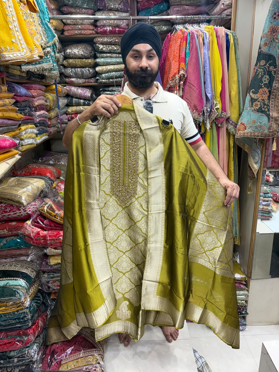 Premium Kanjivaram Elegant Patch Work Neck Edition 12