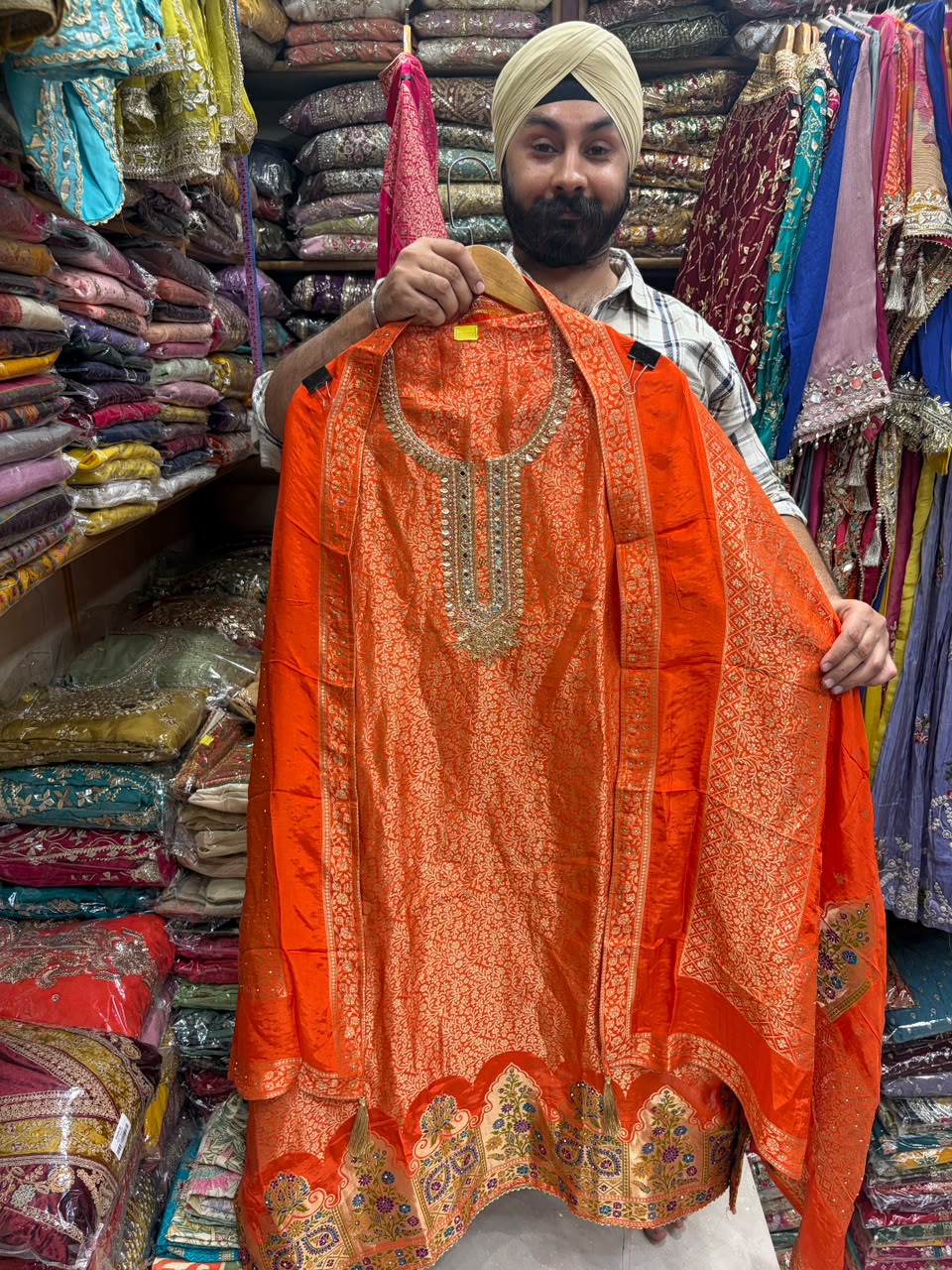 Kanjivaram Silk Heavy Mirror Neck - New Edition 3
